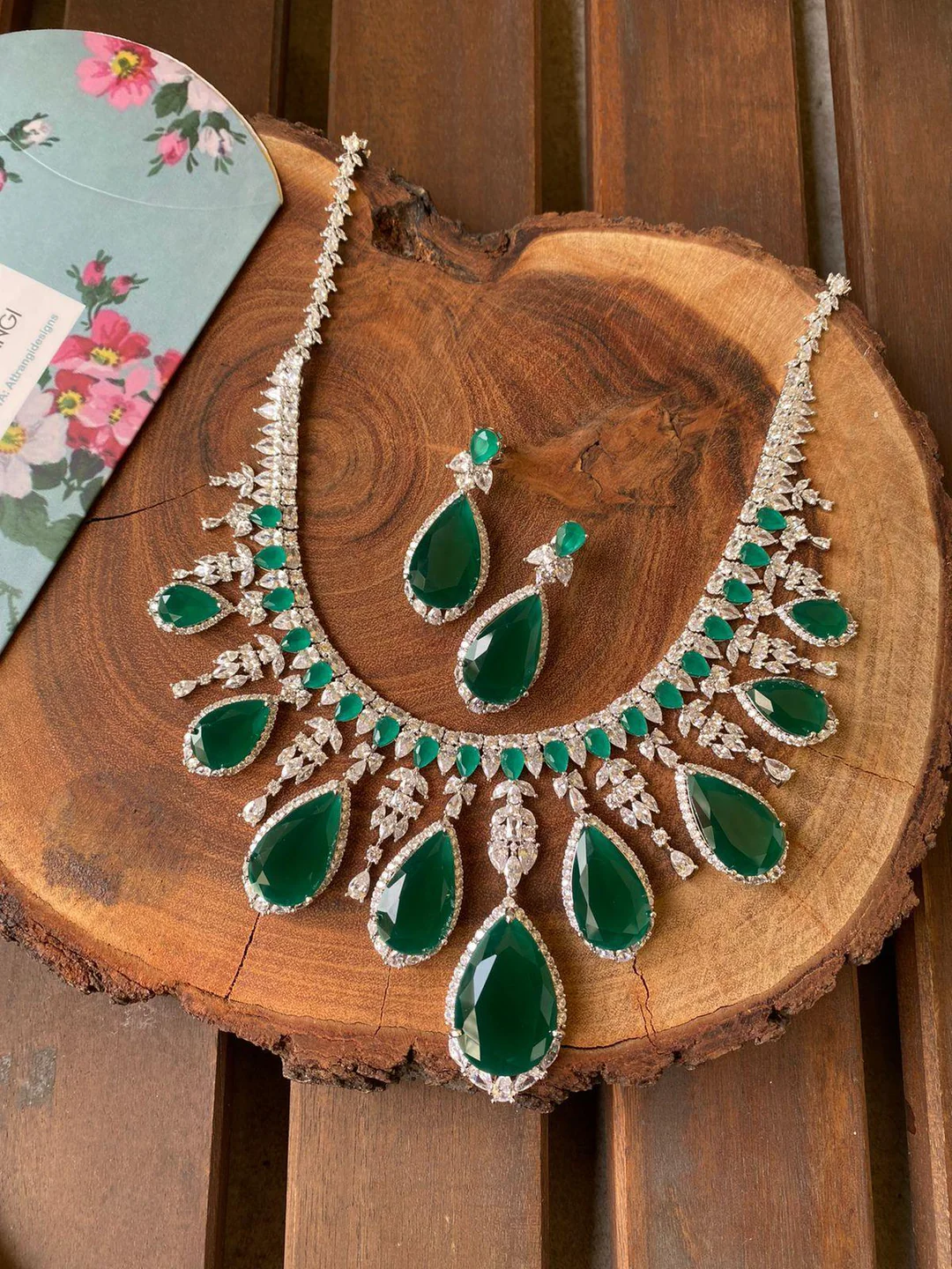larissa-bridal-diamond-set-with-earrings-attrangi-4_1080x